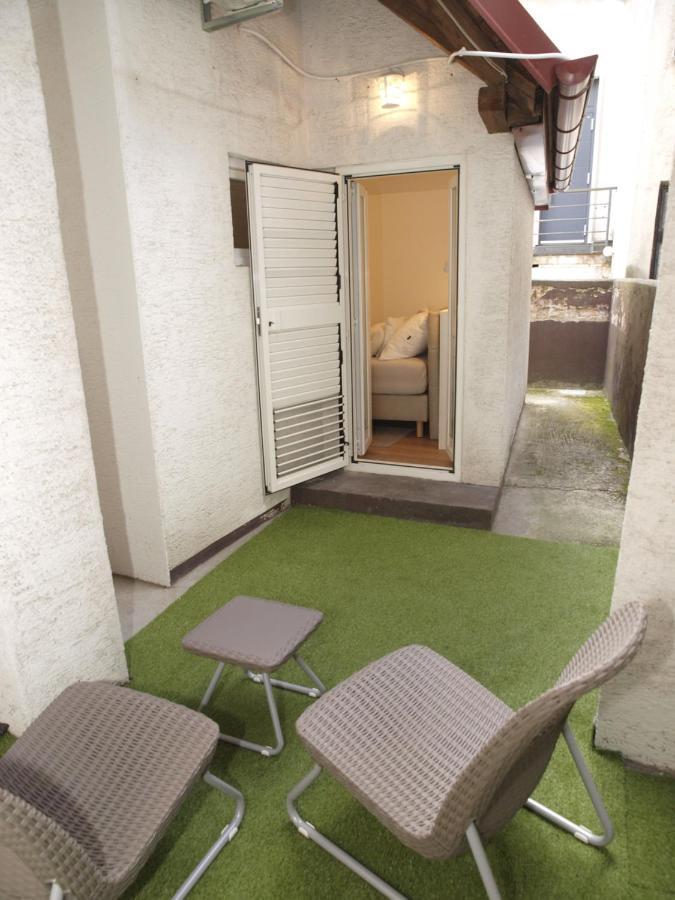 Cozy Studio Apartment Tian In Zagreb Exteriör bild